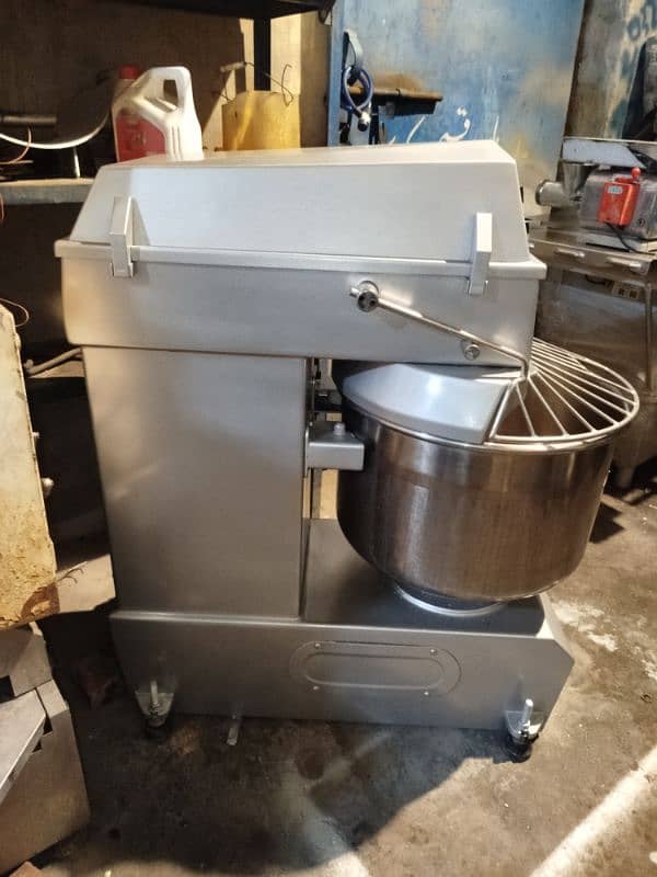 30 kg Dough spiral mixer machine imported 3 phase voltage 10