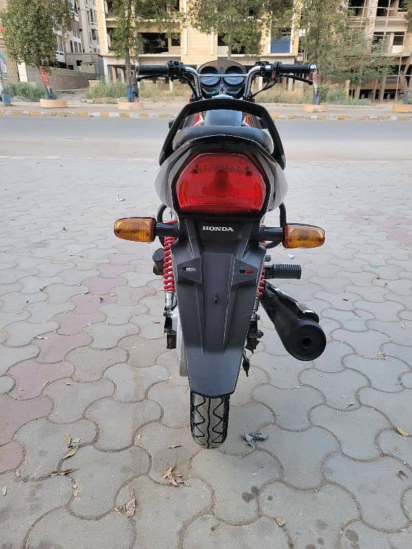 Honda CB125 F Model - 2022 - Registerd Hyderabad Number complete file 8