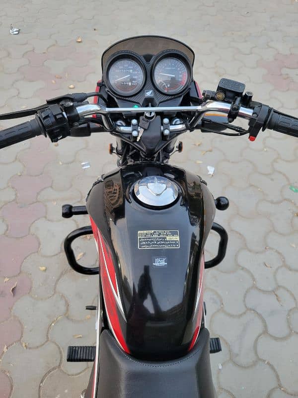 Honda CB125 F Model - 2022 - Registerd Hyderabad Number complete file 11