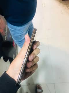 iPhone XS