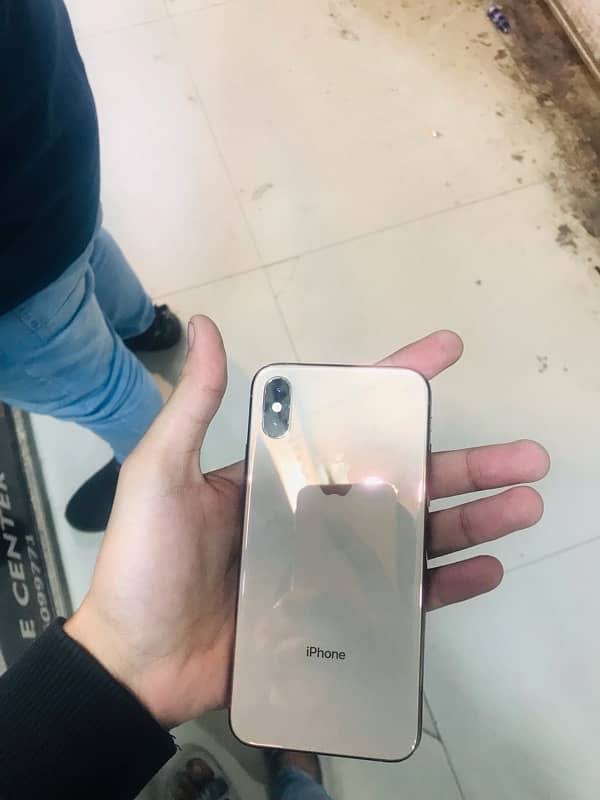 iPhone XS 1