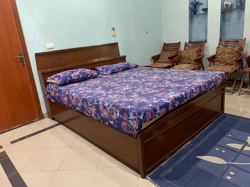 Solid Wood Double Bed 0