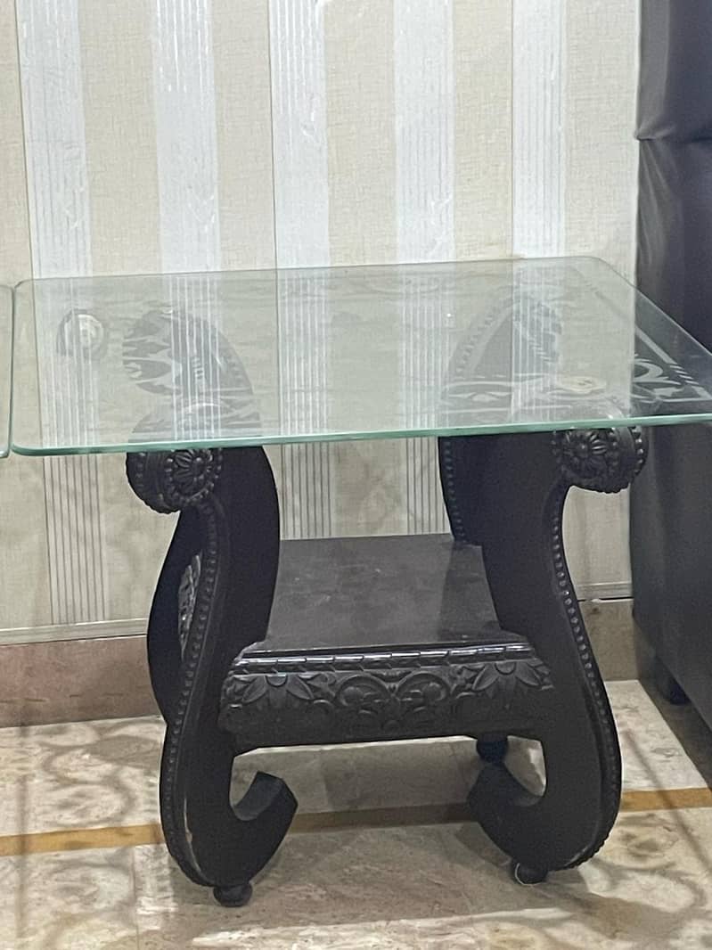 2 tables for sales alomost new condition 1