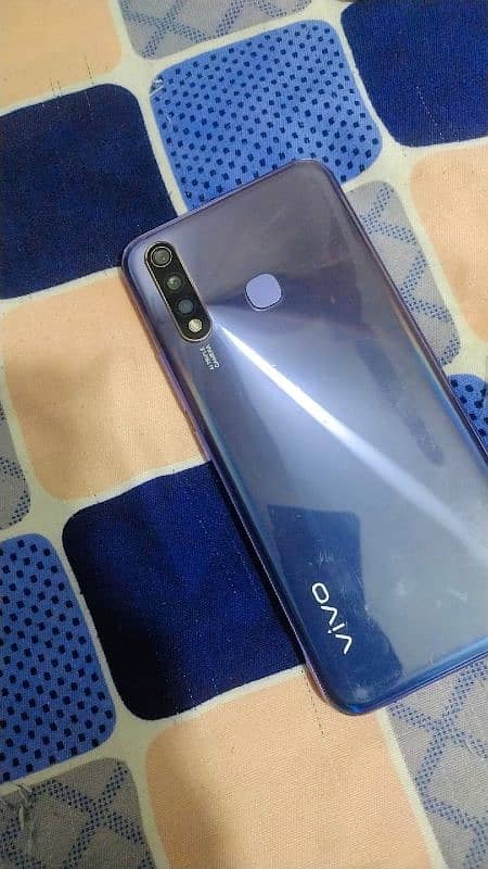 vivo Y19 vip 0