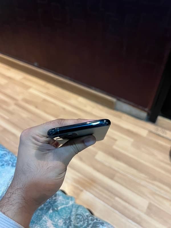 iPhone 11 Pro 64GB PTA Approved 1