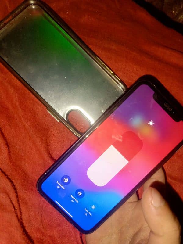 IPHONE XR 64 GB 6