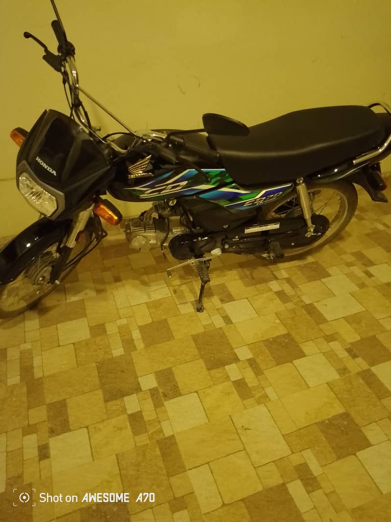 Honda CD 70 Dream 2025 5