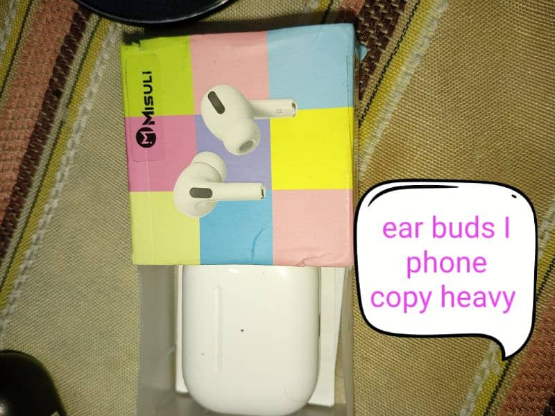 ear buds  deal serious buyer contact me all new or working condition 6