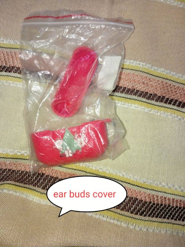 ear buds  deal serious buyer contact me all new or working condition 13