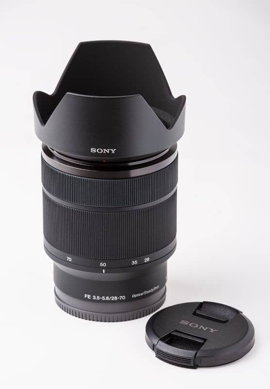 Sony 28-70 lens , 10/10 condition 0