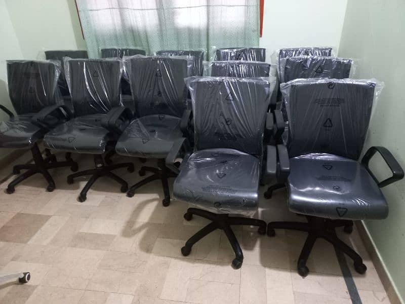 Slightly Use Master Chairs Available 1