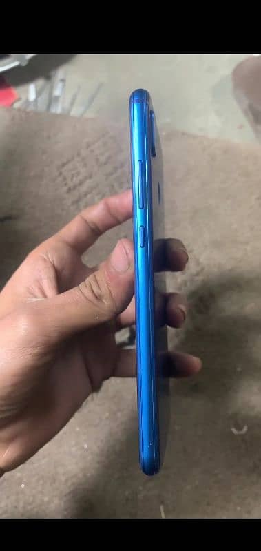 huawai p20 lite blue coulr shine condition 10 by 10 4/128gb 1