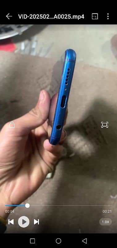 huawai p20 lite blue coulr shine condition 10 by 10 4/128gb 2