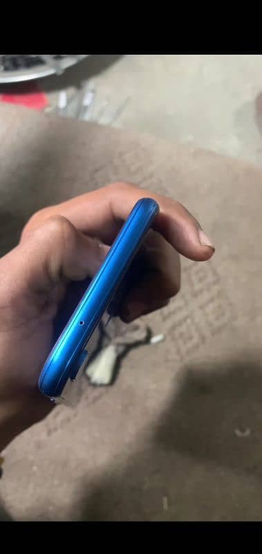 huawai p20 lite blue coulr shine condition 10 by 10 4/128gb 4