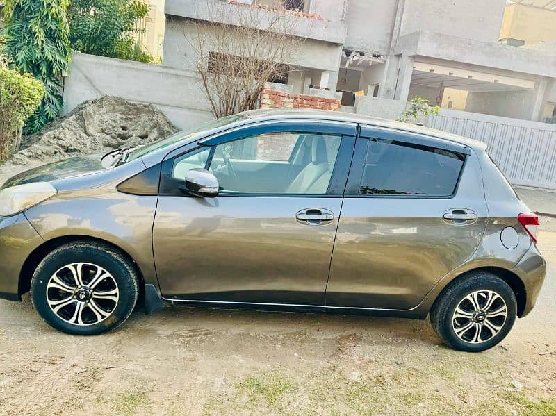 Toyota Vitz 2013 14