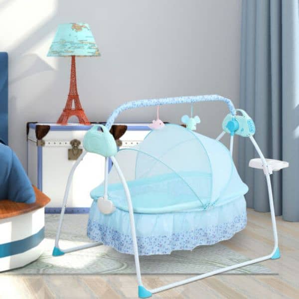 Bluetooth Electric Baby Crib Cradle Auto-Swing Newborns Bed 2