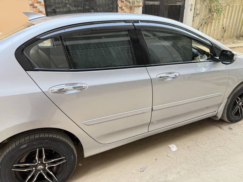 Honda City IVTEC 2020 15