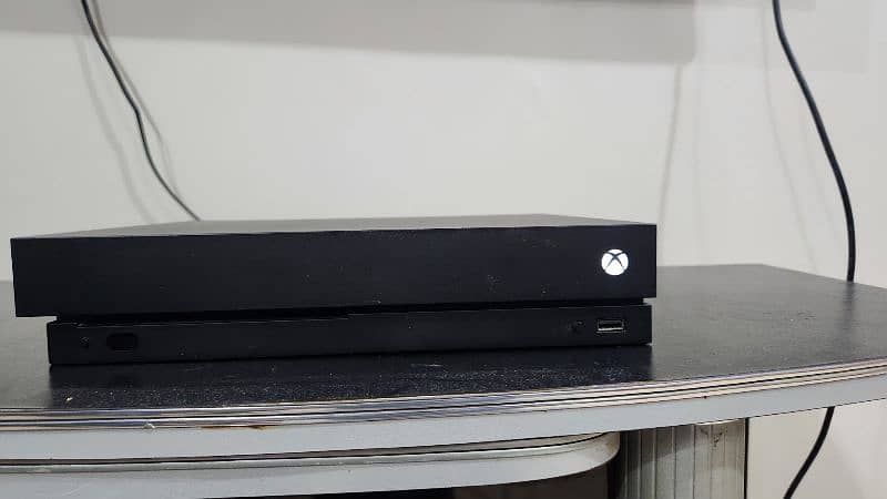 Xbox one X 7