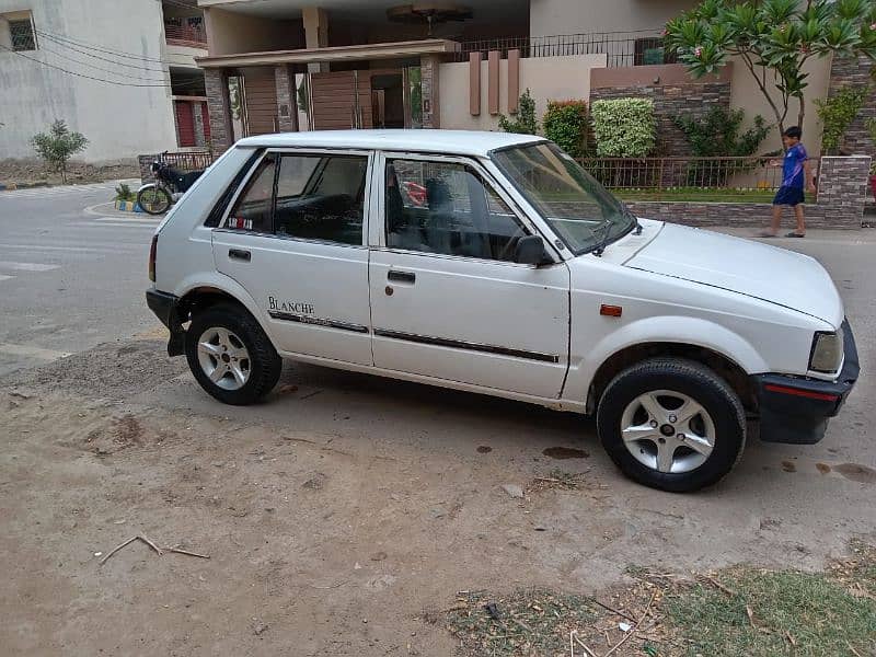 Daihatsu Charade 1985 2