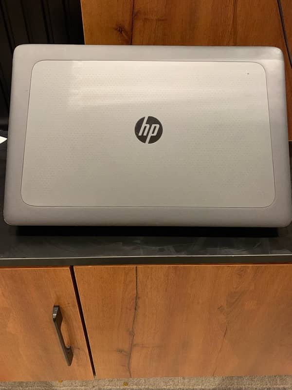 Hp Zbook G3 i7 24gb Ram 10gb shared + 2gb gpu dedicated 4