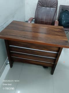 Office table in a good condition. available for sale.