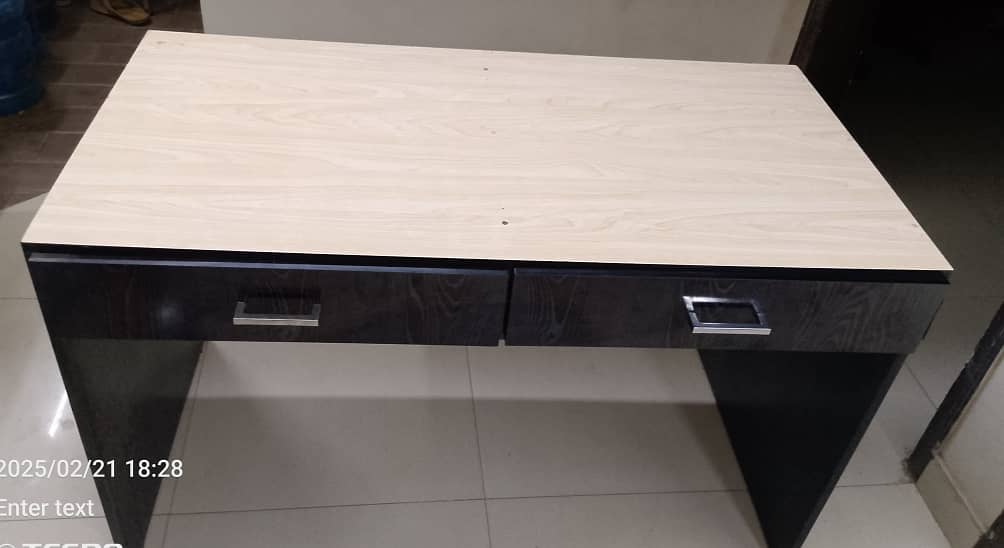 Office table in a good condition. available for sale. 2