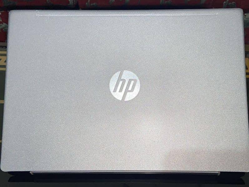 HP Pavilion 14-ce2500sa Core i3 8th Gen, 8GB,128GB SSD,14 6