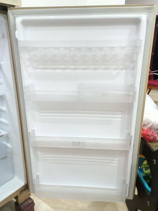 Kenwood Refrigerator  Golden Persona Plus Series 7