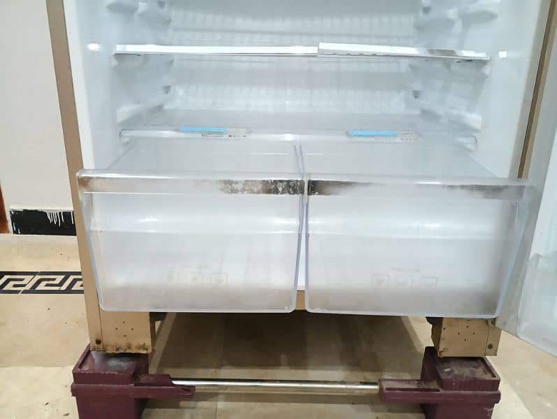 Kenwood Refrigerator  Golden Persona Plus Series 11