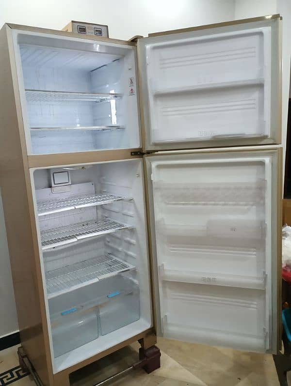 Kenwood Refrigerator  Golden Persona Plus Series 13