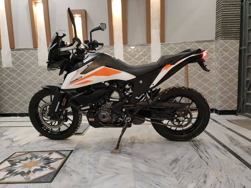 KTM DUKE 390 Adventure 6