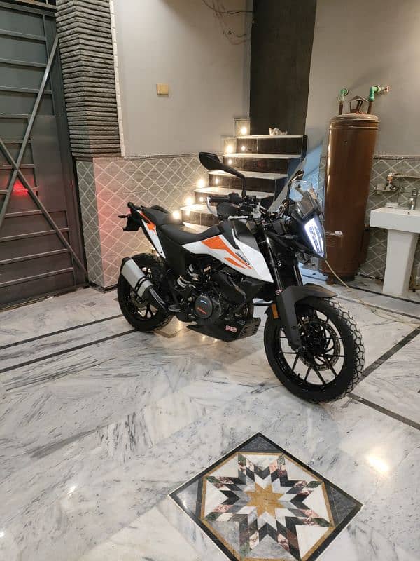 KTM DUKE 390 Adventure 7