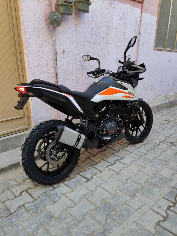 KTM DUKE 390 Adventure 10