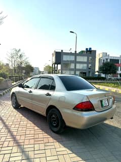 Mitsubishi Lancer 2005 GLX 1.3