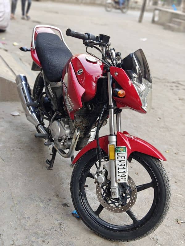 Urgent Sale YAMAHA YBR 125cc 2