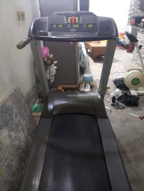 Tread Mill For Sale in good Condition 8