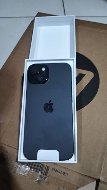 iphone 15 128gb 0