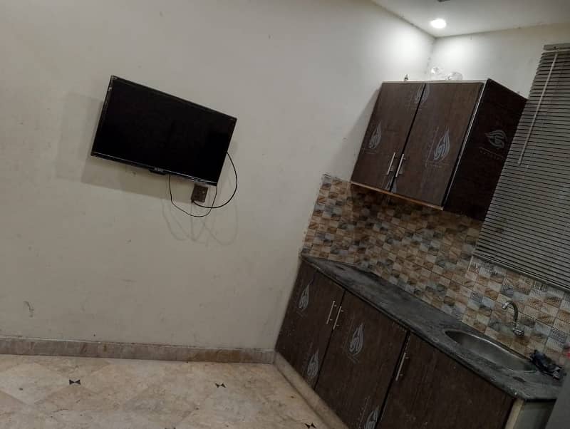 380 Sq. Ft. Flat For Rent In G1 Market, Johar Town PKR 25,000 2