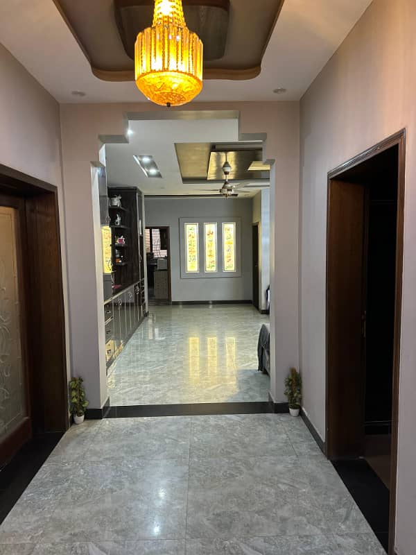 24 Marla Corner House For Sale 9 Beds, Double Unit PKR 9 Crore 75 Lacs 8