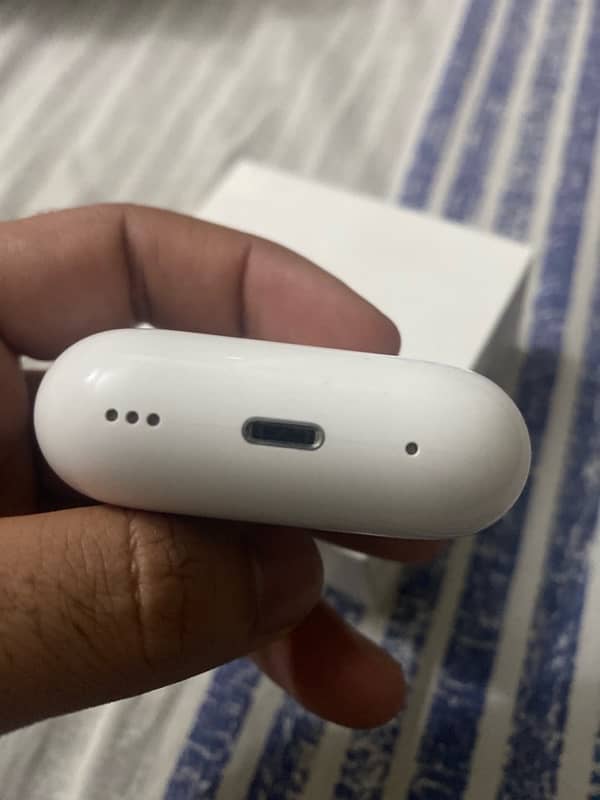 Apple Airpods Pro 2nd generation 3