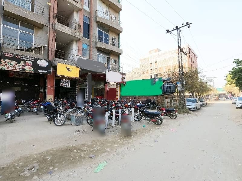 Prime Location 162 Square Feet Shop In Johar Town For Sale At Good Location 3