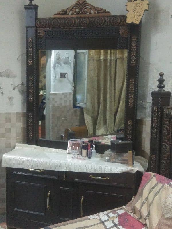 Dressing table for sale 1