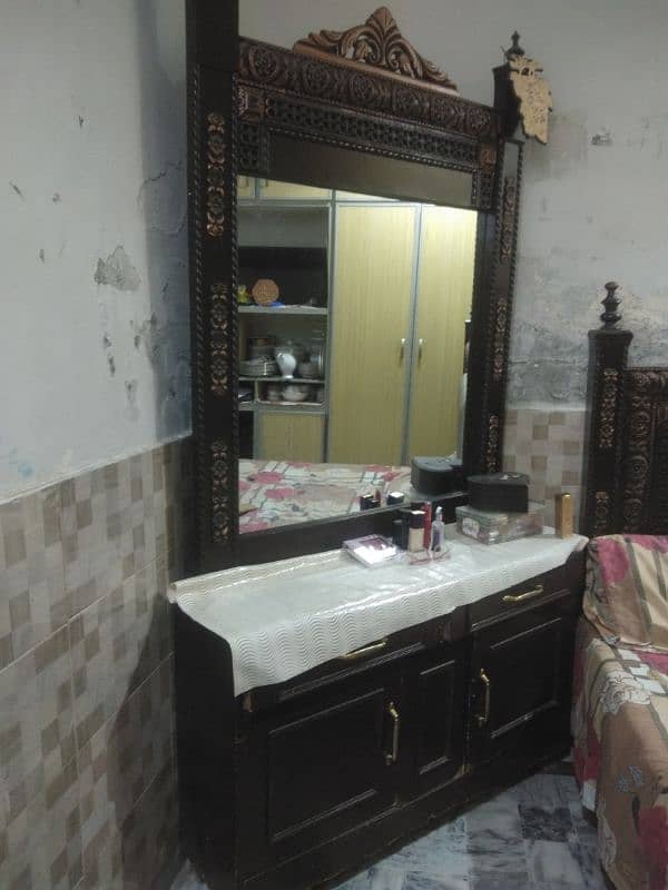 Dressing table for sale 2