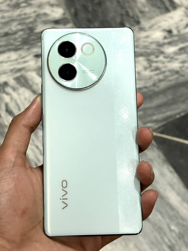 Vivo v30e 1