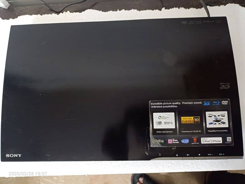 Sony BDV e690 1000watts 4