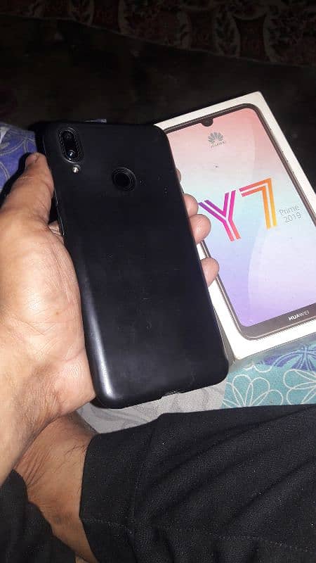 huwai y7 prime 2019 with box just glass change karwaia ha 1