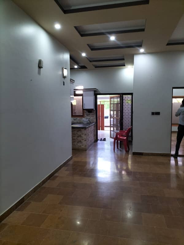 400 sq yards beutyfull portion 5 bed dd for rent in kaneez fatima society 0