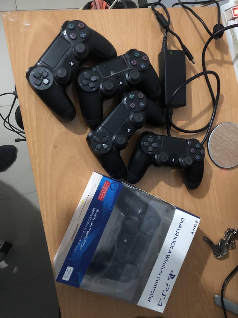 PS4 Playstation 4 controllers 4