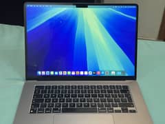 Macbook Air m2 15 inch 8 gb Ram and 256 gb storage 2023