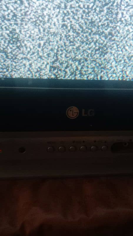 LG tv flat screen 21 inch 2